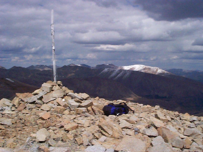 The summit of Dyer Mountain (elevation 13,855 feet).