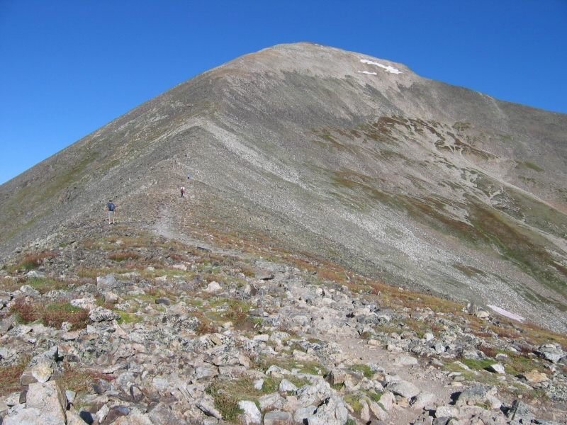 This short flat is barely long enough for you to catch your breath.